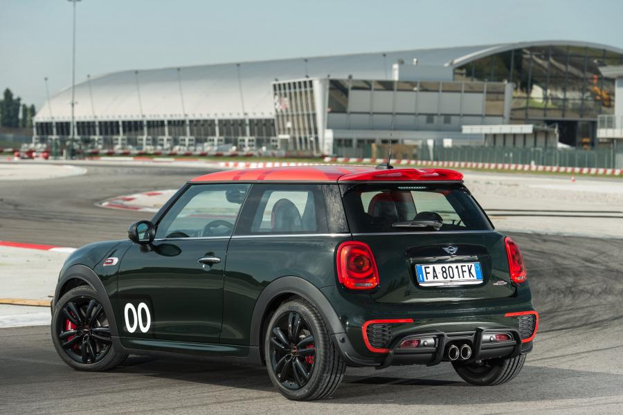  Mini Cooper S JCW Challenge 2016 года  (фото 48 из 60)
